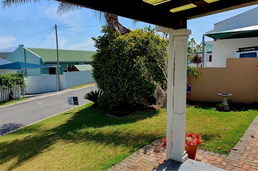 3 Bedroom Property for Sale in Fraaiuitsig Western Cape